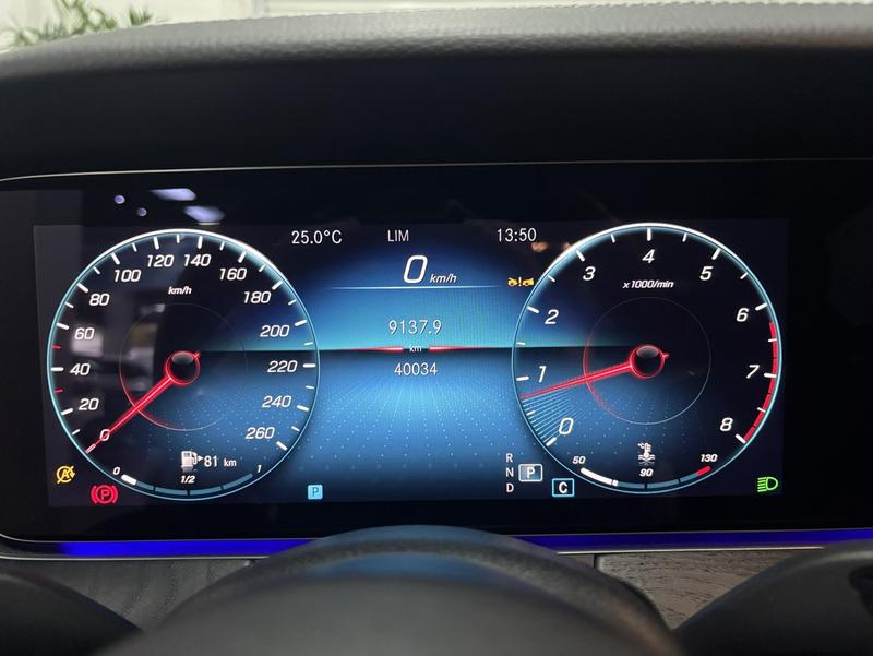 Mercedes-Benz E-Class, 2023 — фото 9 из 12