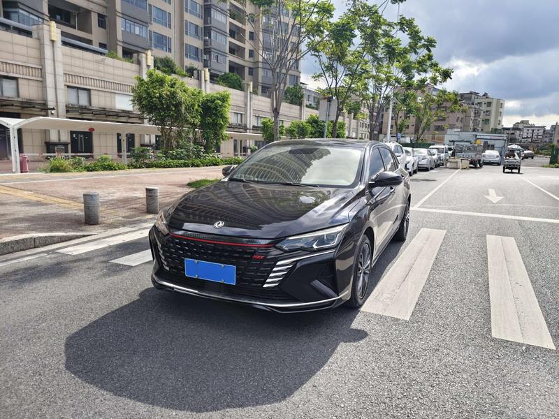 Dongfeng Aeolus Yixuan Max, 2023 — купить в Саратове под ключ