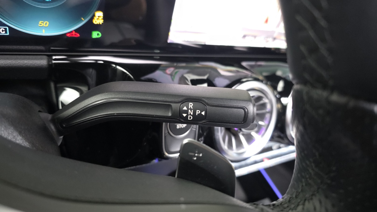 Mercedes-Benz EQA, 2023 — фото 9 из 12
