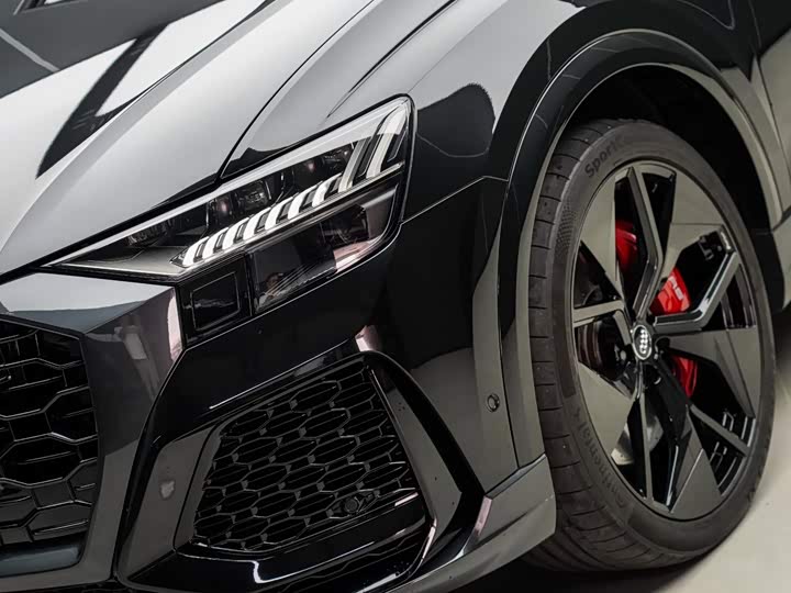 Audi RS Q8, 2024 — фото 2 из 9