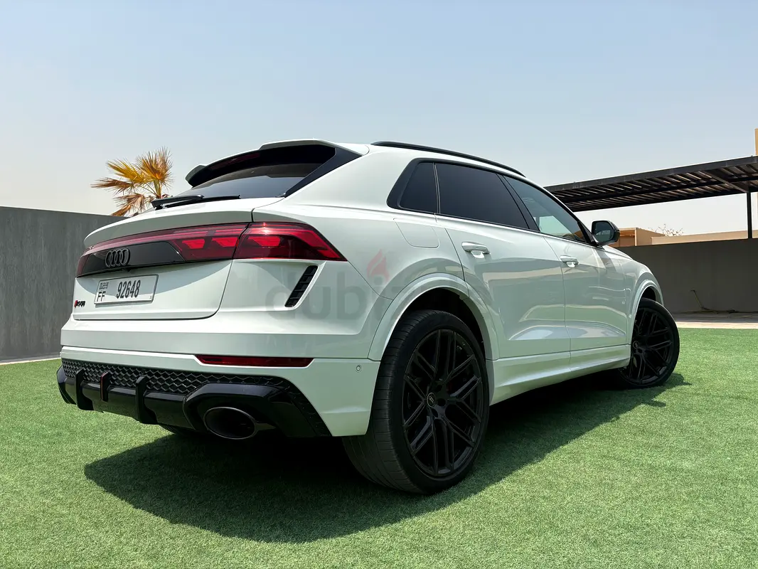 Audi RS Q8, 2025 — фото 2 из 10