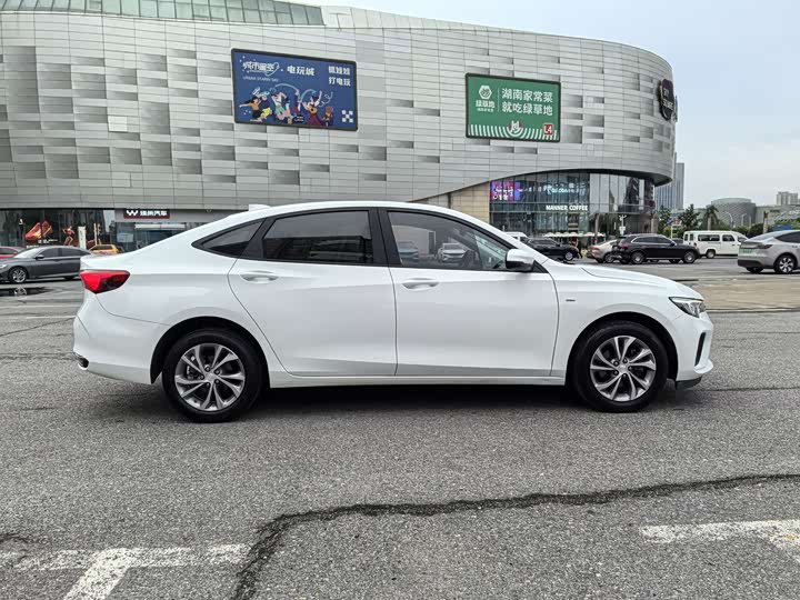 Buick Verano, 2023 — фото 8 из 9