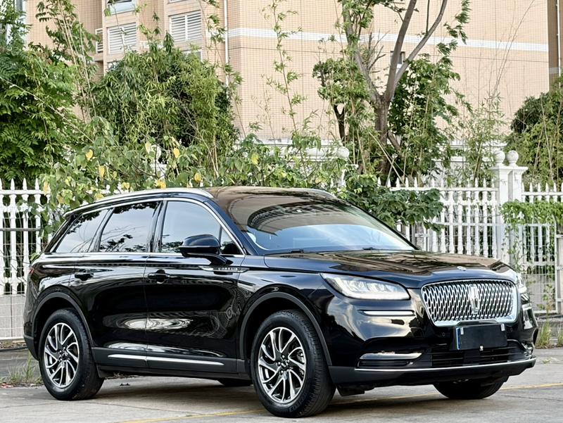 Lincoln Corsair, 2021 — фото 3 из 9