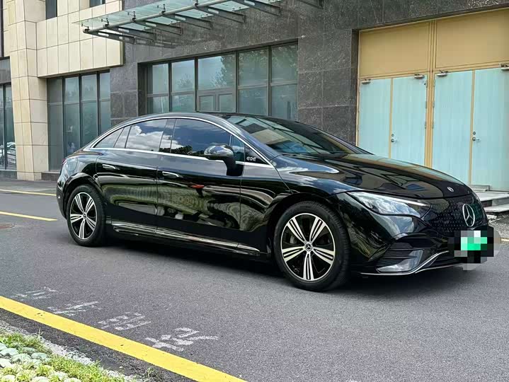 Mercedes-Benz EQE, 2023 — фото 3 из 9