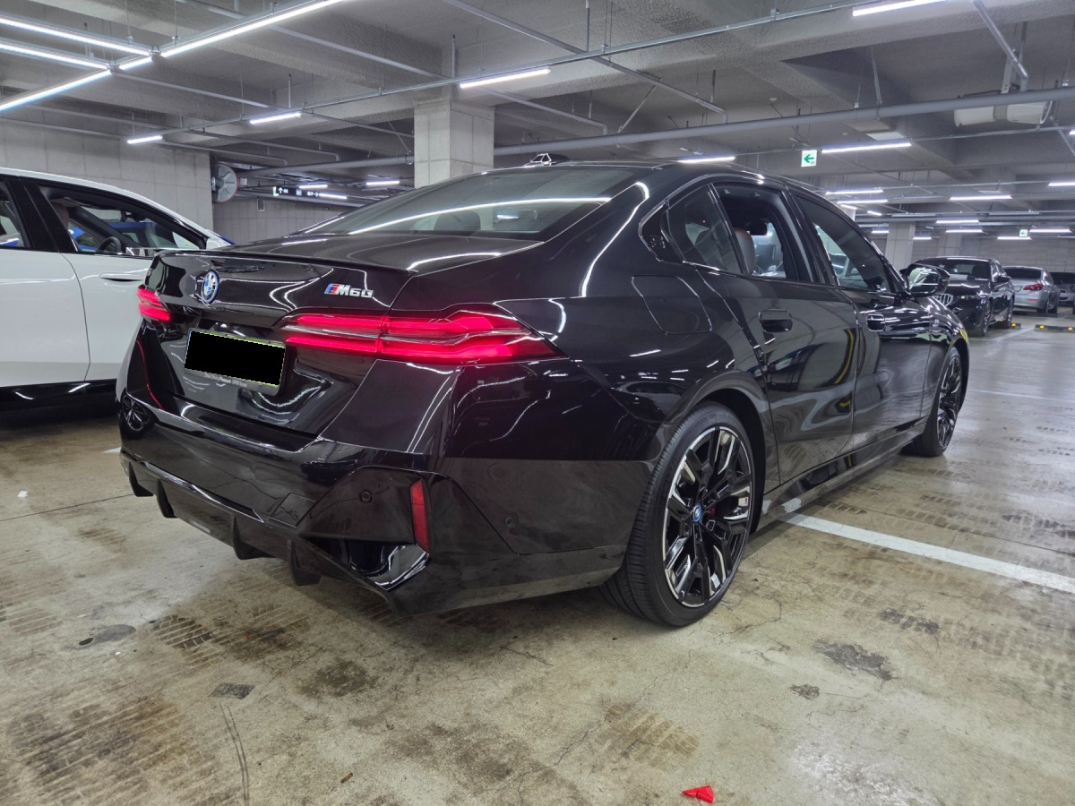 BMW i5, 2025 — фото 2 из 12