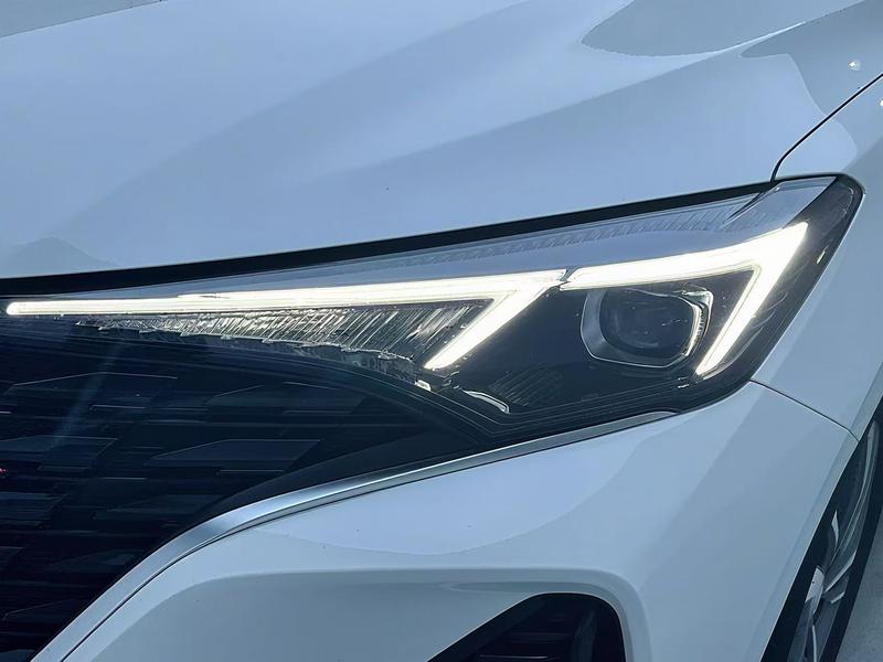 Changan Eado Plus, 2024 — фото 9 из 12