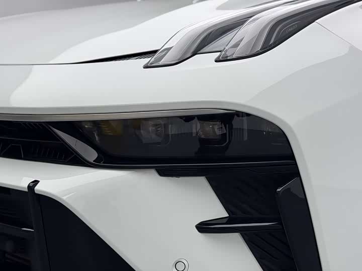 Lynk & Co 03, 2025 — фото 7 из 9