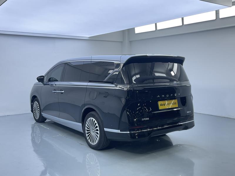 BAIC Arcfox Wendao V9, 2026 — фото 5 из 12