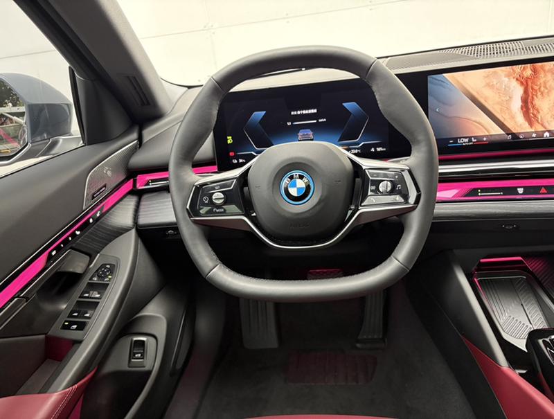 BMW i5, 2025 — фото 12 из 12