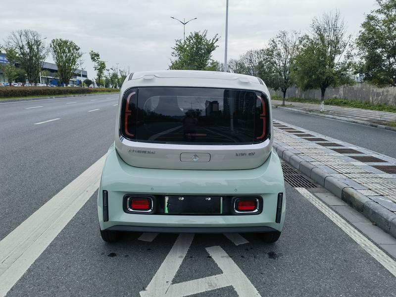 Baojun KiWi EV, 2022 — фото 6 из 12