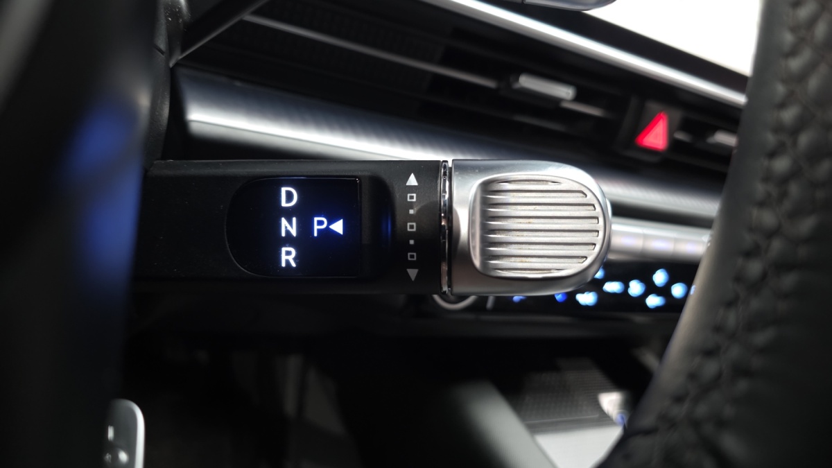 Hyundai Ioniq 6, 2023 — фото 9 из 12