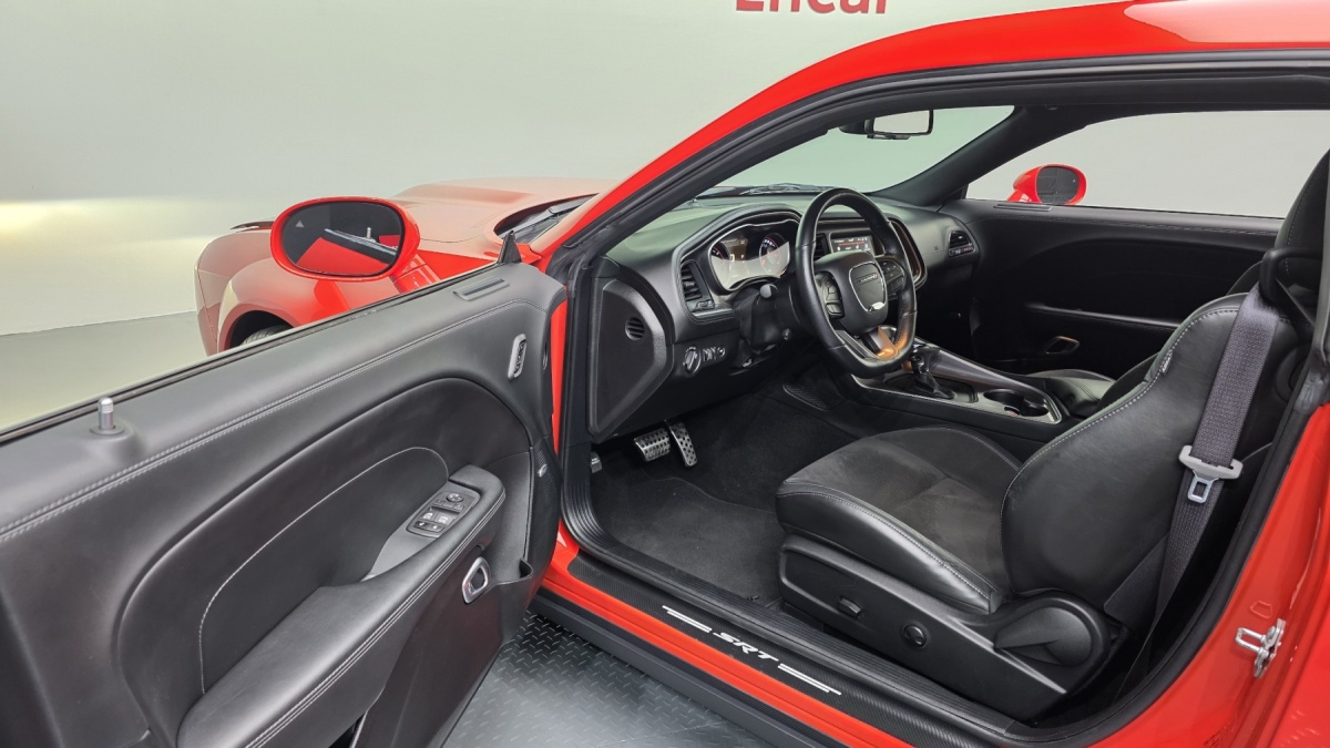 Dodge Challenger, 2022 — фото 9 из 12