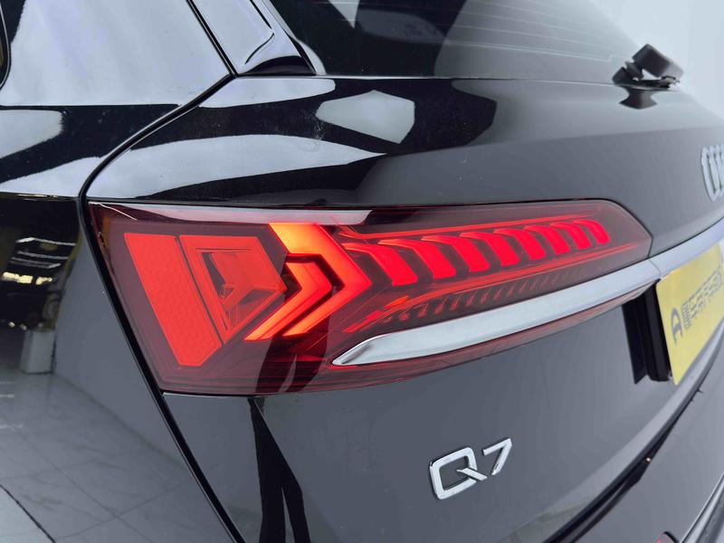 Audi Q7, 2023 — фото 10 из 12