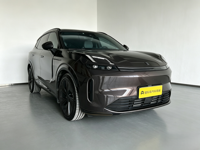 Lynk & Co 08 EM-P Hybrid, 2023 — фото 3 из 12