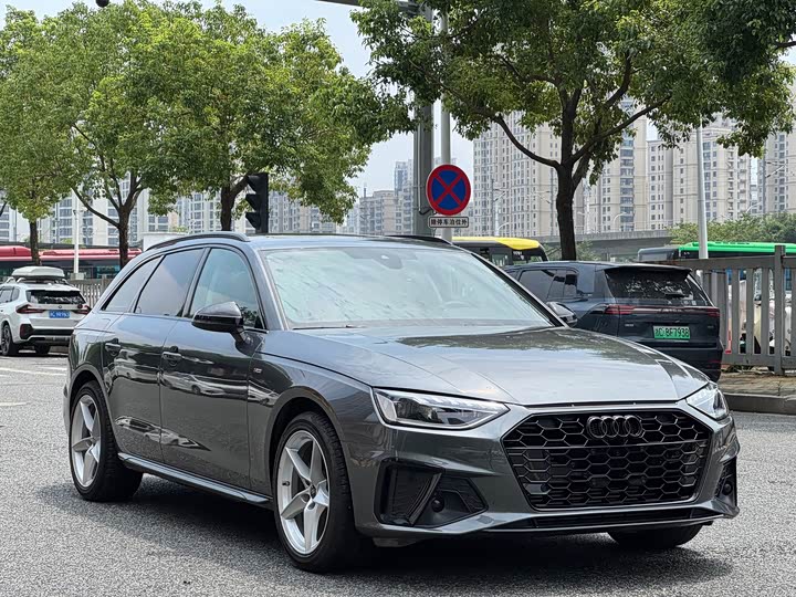 Audi A4, 2024 — купить в Иванове под ключ