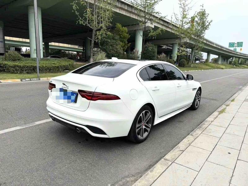 Jaguar XE L, 2022 — фото 6 из 10