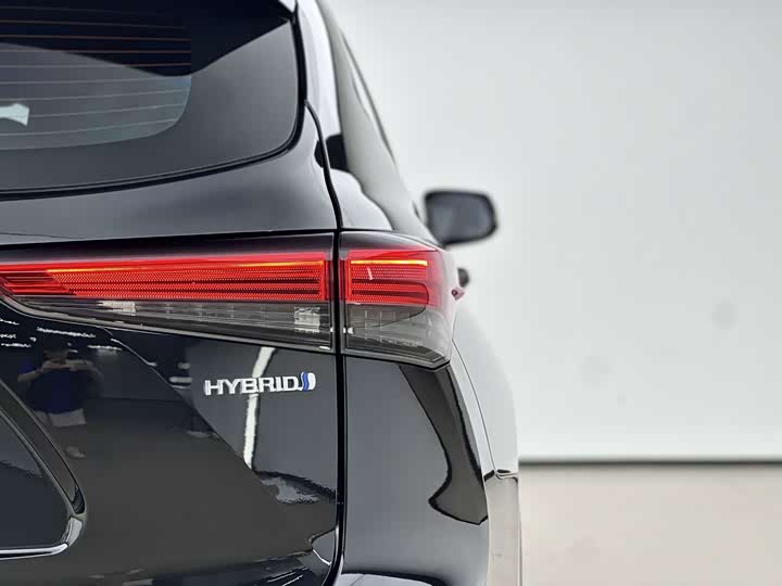 Toyota Crown Kluger, 2021 — фото 3 из 9