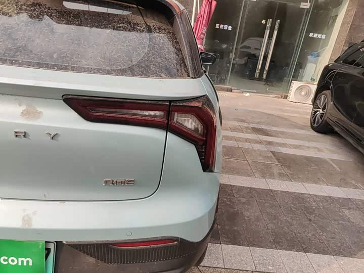 Geely Geometry E Firefly, 2023 — фото 8 из 9