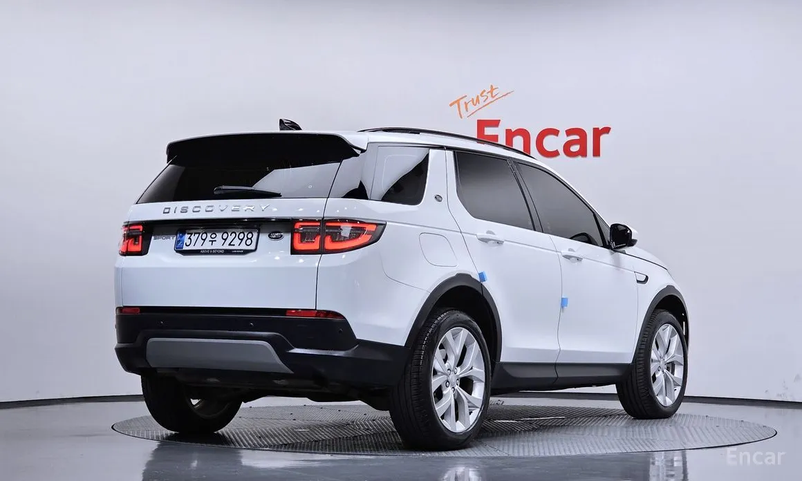 Land Rover Discovery Sport, 2021 — фото 2 из 12