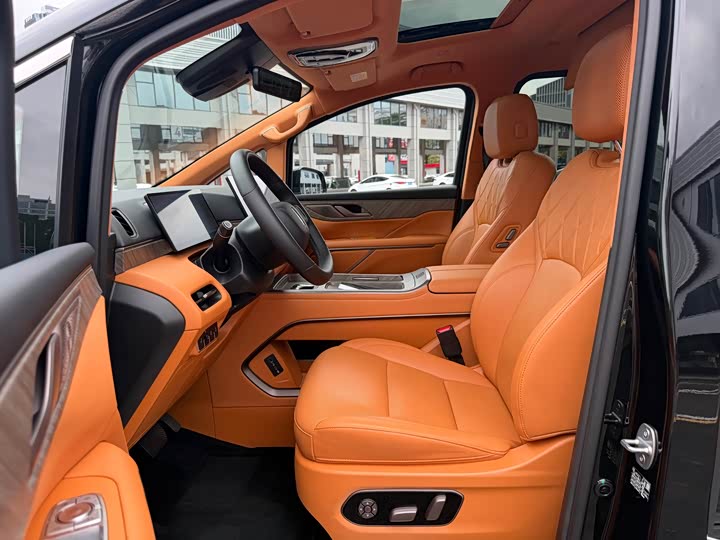 Wey 80 Hybrid, 2025 — фото 4 из 9