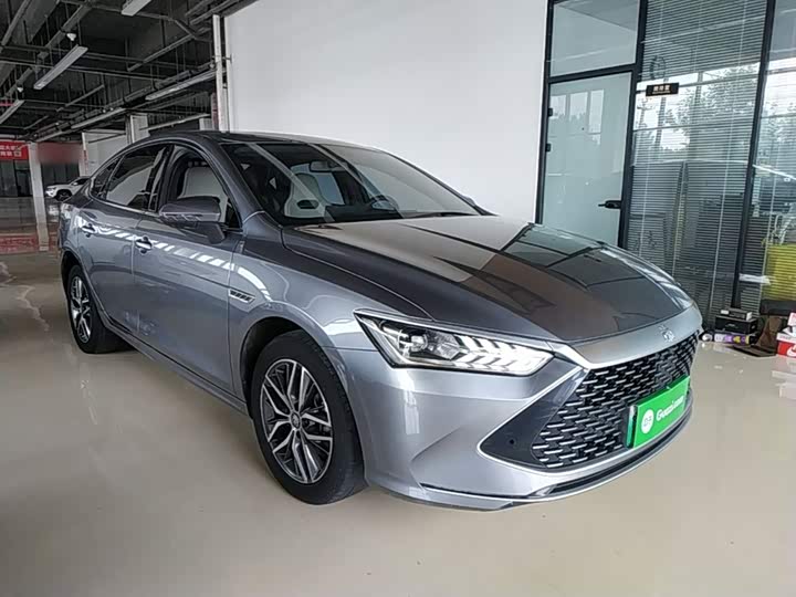 BYD Qin Plus, 2023 — фото 4 из 9