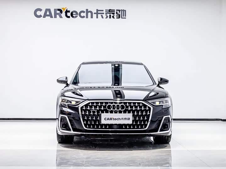 Audi A8, 2022 — фото 2 из 9