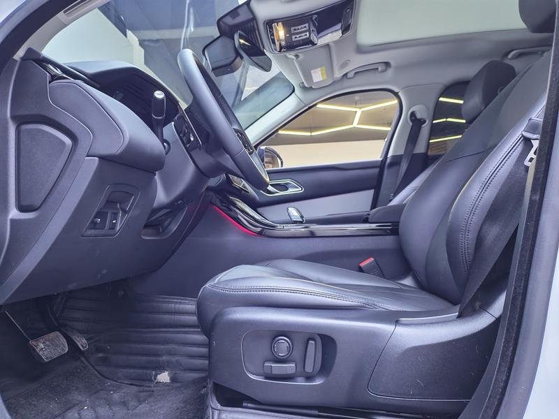 Land Rover Range Rover Velar, 2023 — фото 12 из 12
