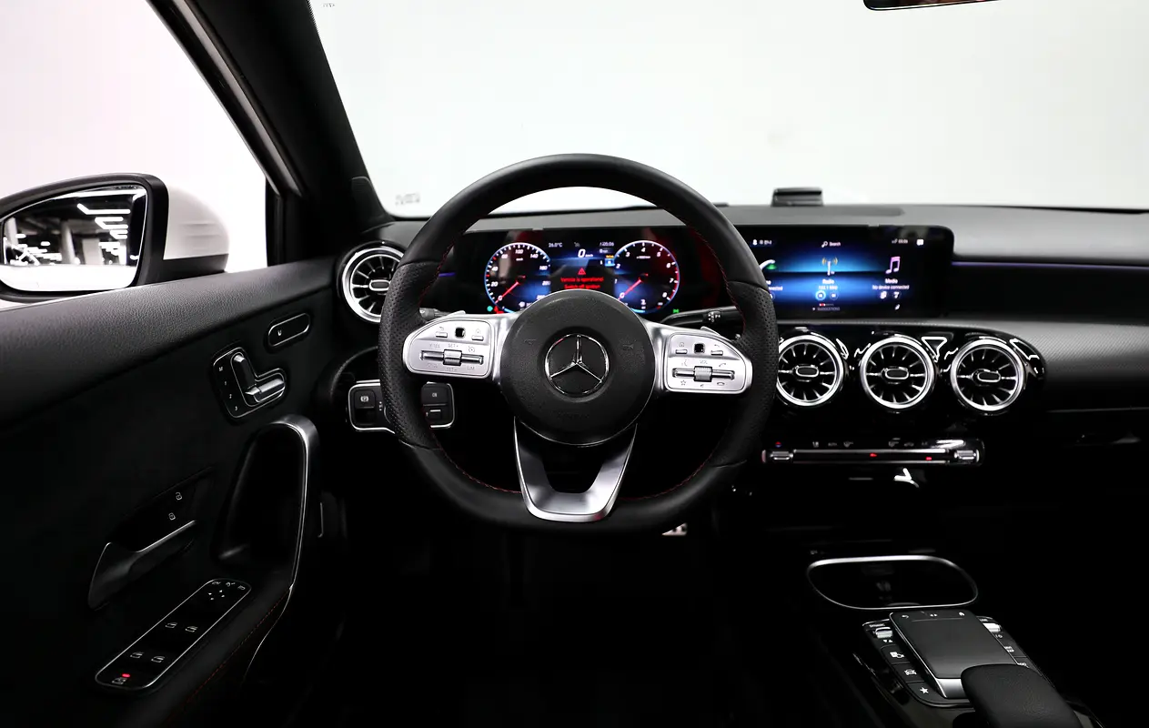 Mercedes-Benz A-Class, 2023 — фото 8 из 10