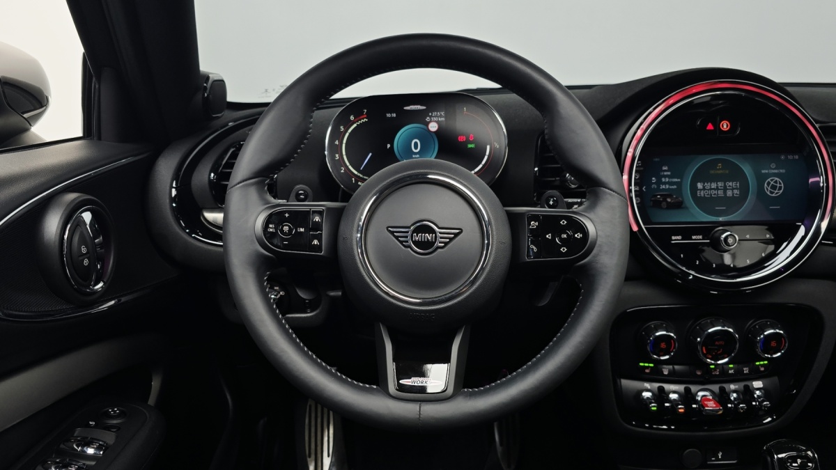 Mini Clubman, 2023 — фото 12 из 12