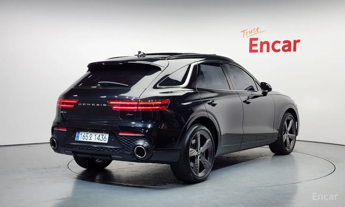 Genesis GV70, 2023 — фото 2 из 12