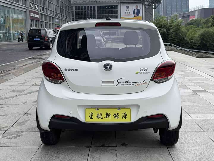 Changan BenBen E-Star, 2022 — фото 8 из 9
