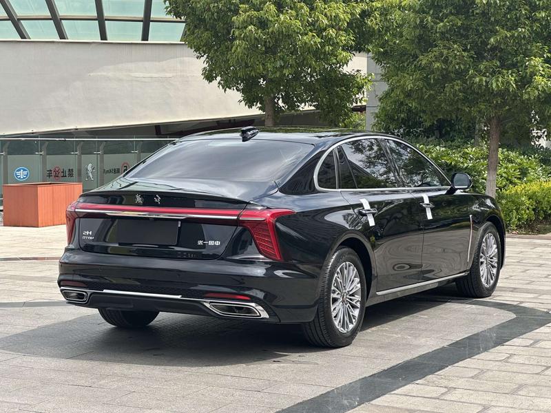 Hongqi H5, 2023 — фото 6 из 12