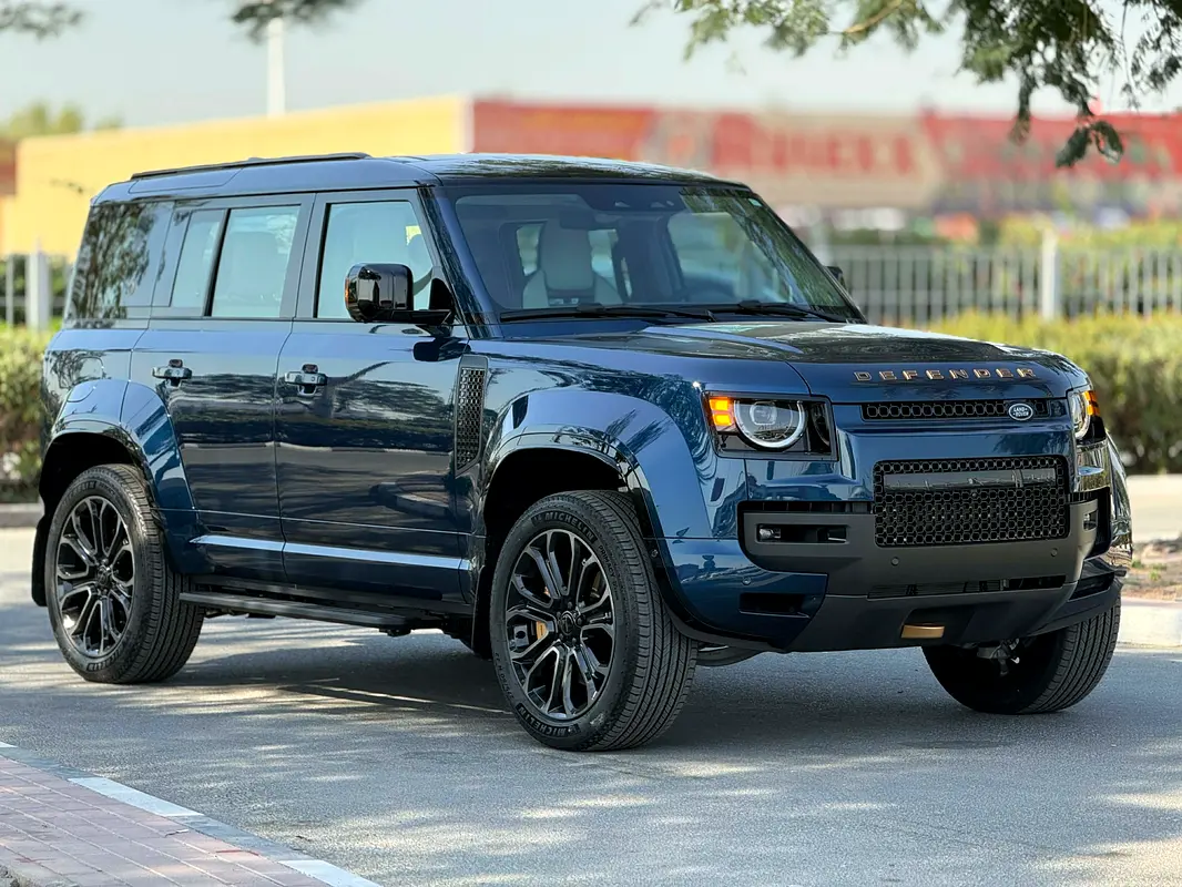 Land Rover Defender, 2026