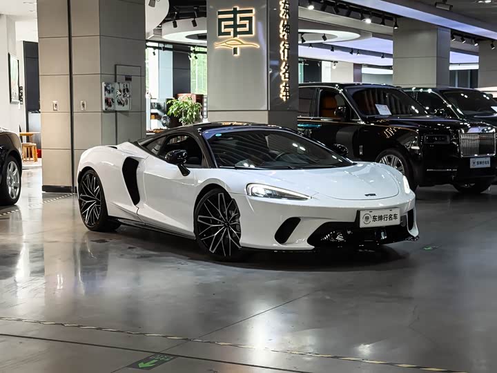 McLaren GT, 2023 — фото 4 из 9