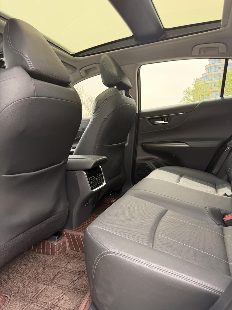 Toyota Harrier, 2023 — фото 12 из 12