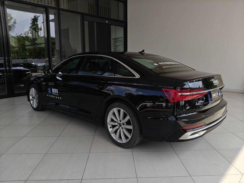 Audi A6L, 2024 — фото 3 из 10