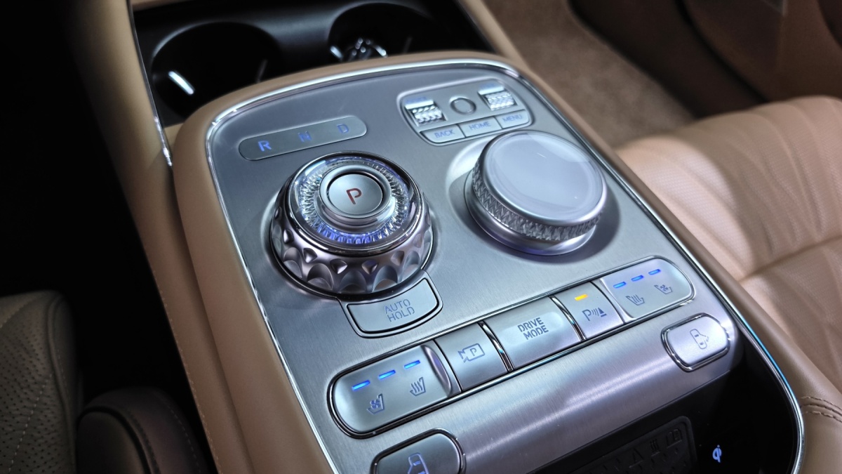 Genesis G90, 2023 — фото 9 из 12