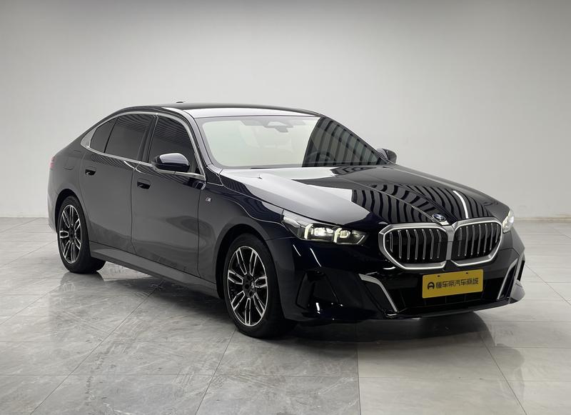 BMW 5 Series, 2024 — фото 3 из 12