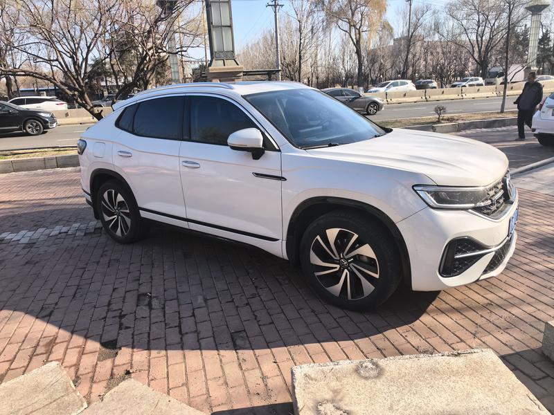 Volkswagen Tayron X, 2022 — фото 2 из 9