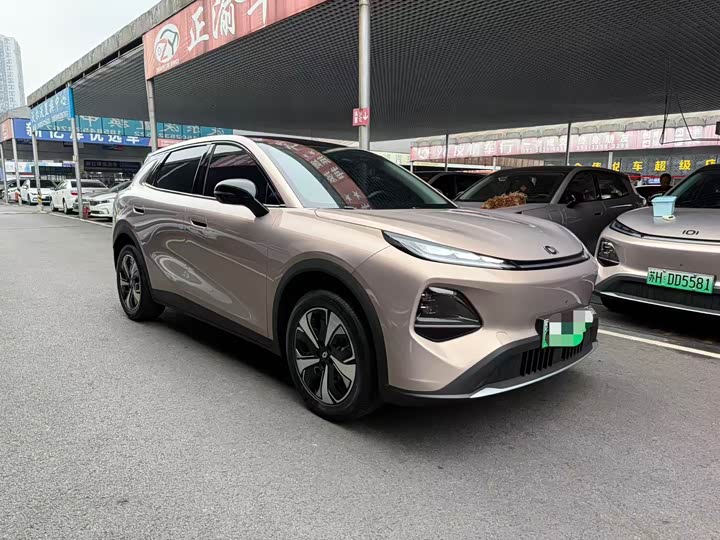 Changan Qiyuan (Nevo) Q05, 2025 — фото 3 из 9