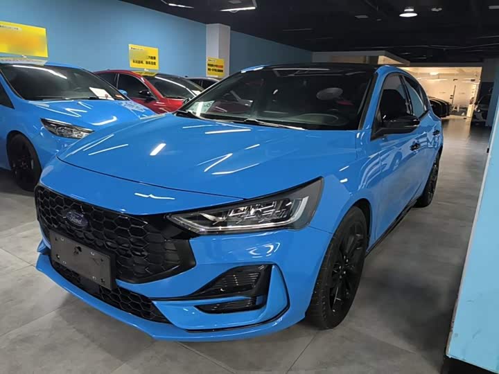 Ford Focus, 2022 — купить в Ульяновске под ключ