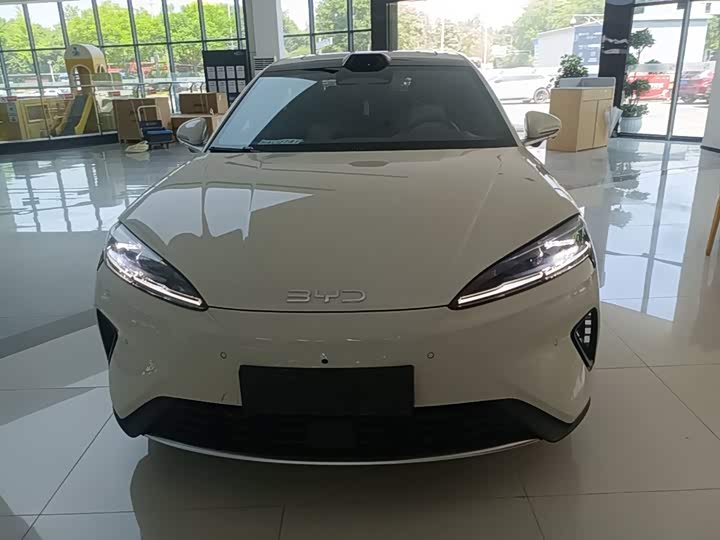 BYD Seal 07 DM-i Hybrid, 2025 — фото 3 из 9