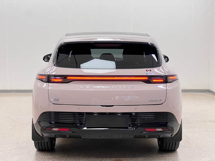 Leapmotor Lafa5, 2026 — фото 6 из 9