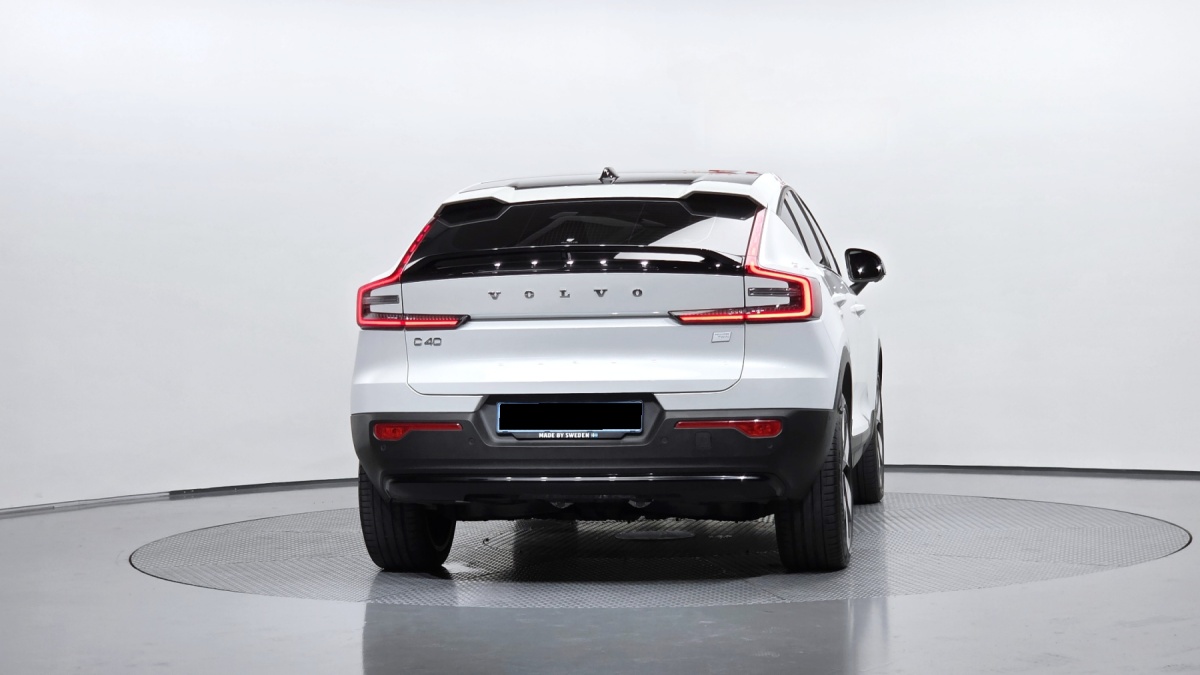 Volvo C40, 2022 — фото 4 из 12