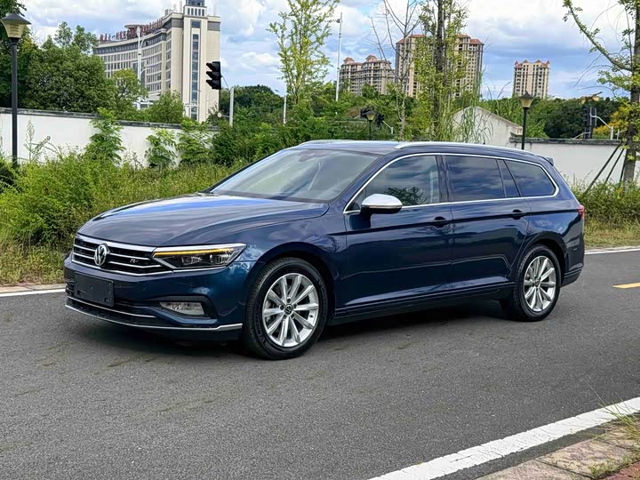 Volkswagen Passat Variant, 2022 — купить в Иванове под ключ