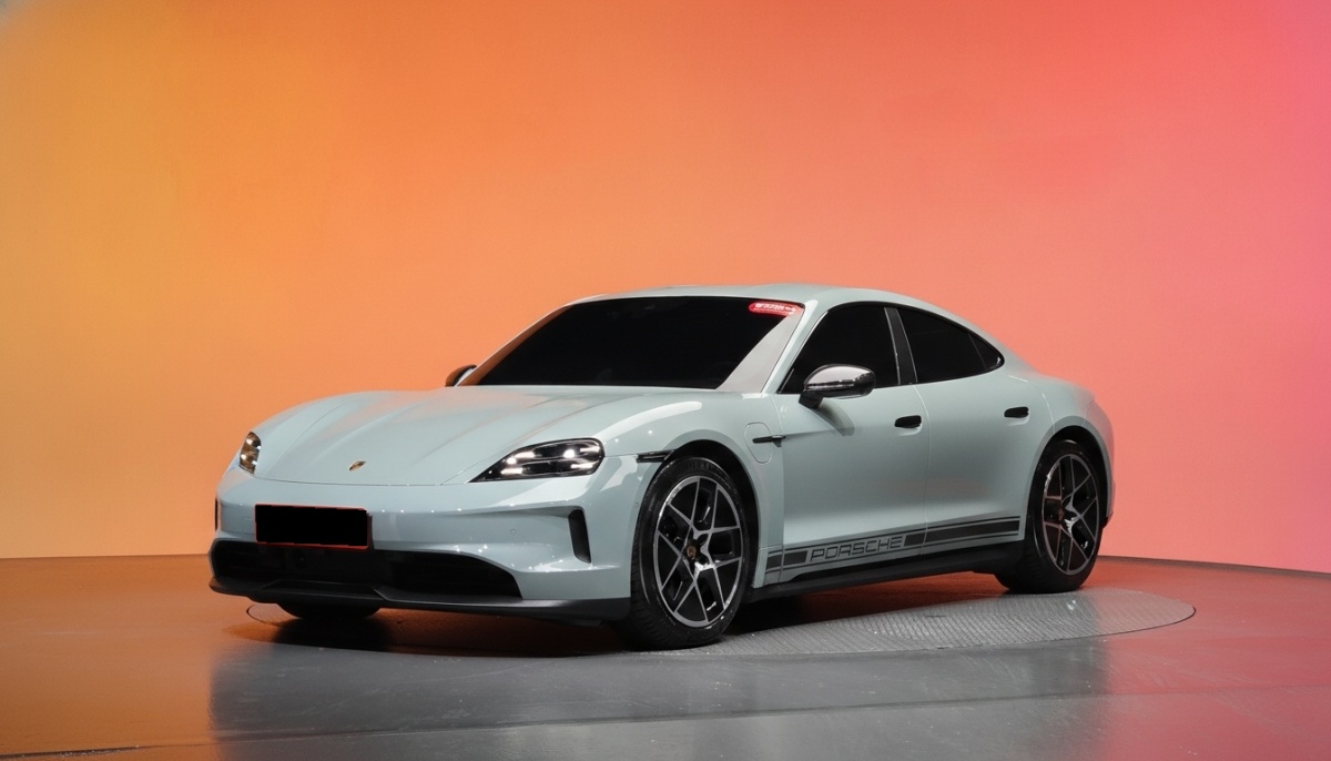 Porsche Taycan, 2024 — купить в Ульяновске под ключ