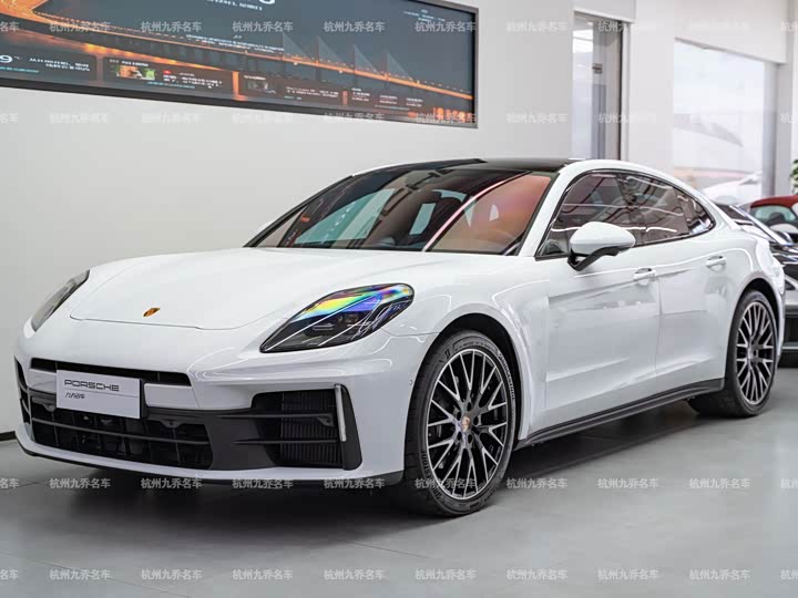 Porsche Panamera, 2025 — купить в Саратове под ключ