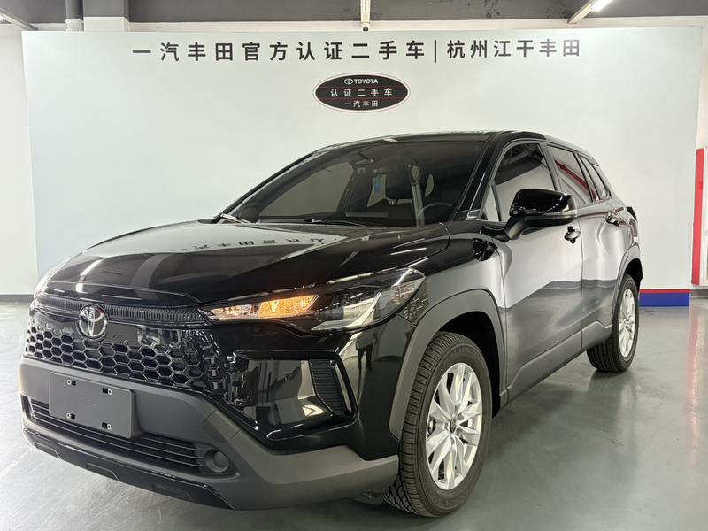 Toyota Corolla Cross, 2025 — купить в Санкт-Петербурге под ключ