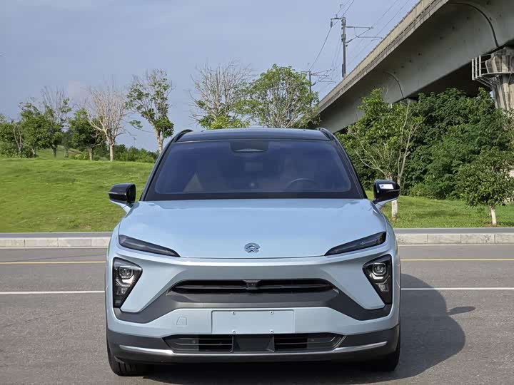 Nio ES6, 2022 — фото 2 из 9