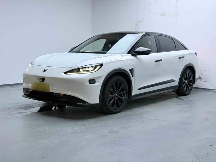 BAIC Arcfox Alpha S, 2023 — купить в Саратове под ключ